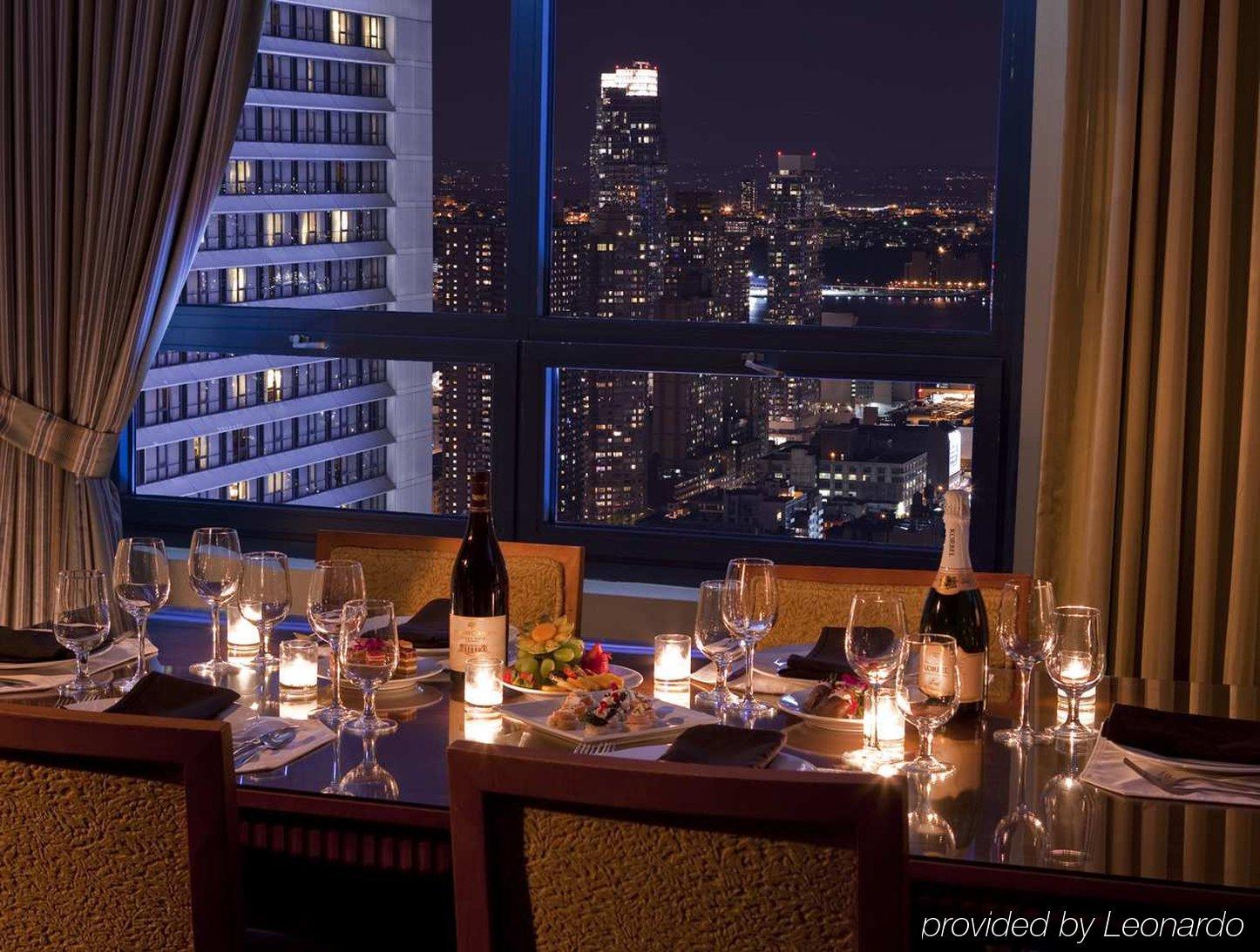 Doubletree Suites By Hilton Nyc - Times Square New York Restaurant foto